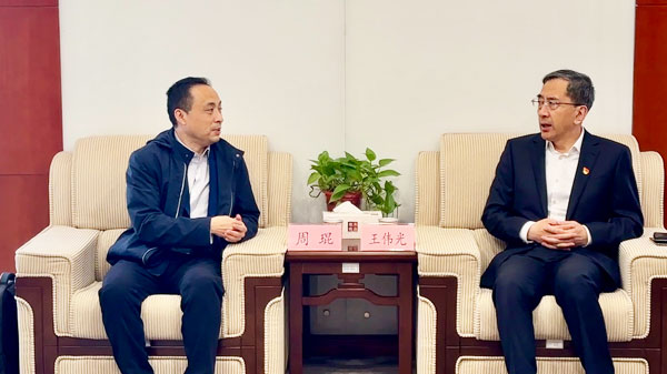 青島國際投資有限公司黨委書記、董事長 王偉光會見歡創科技總經理周琨